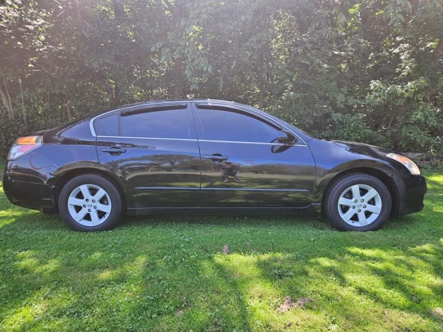 2009 Nissan Altima 4dr Sdn I4 CVT 2.5 S, available for sale in New Britain, Connecticut | Supreme Automotive. New Britain, Connecticut 2009 Nissan Altima 4dr Sdn I4 CVT 2.5 S, available for sale in New Britain, Connecticut | Supreme Automotive. New Britain, Connecticut