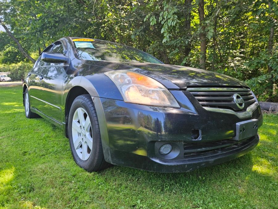 Used 2009 Nissan Altima in New Britain, Connecticut | Supreme Automotive. New Britain, Connecticut