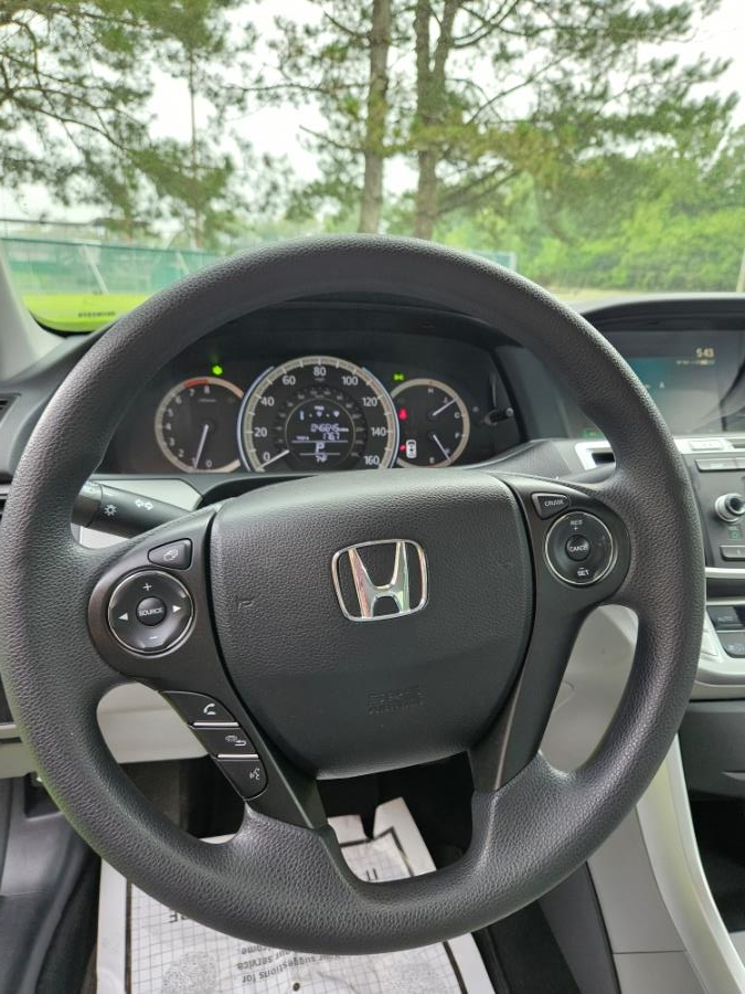 2013 Honda Accord Sdn 4dr I4 CVT LX, available for sale in New Britain, Connecticut | Supreme Automotive. New Britain, Connecticut 2013 Honda Accord Sdn 4dr I4 CVT LX, available for sale in New Britain, Connecticut | Supreme Automotive. New Britain, Connecticut