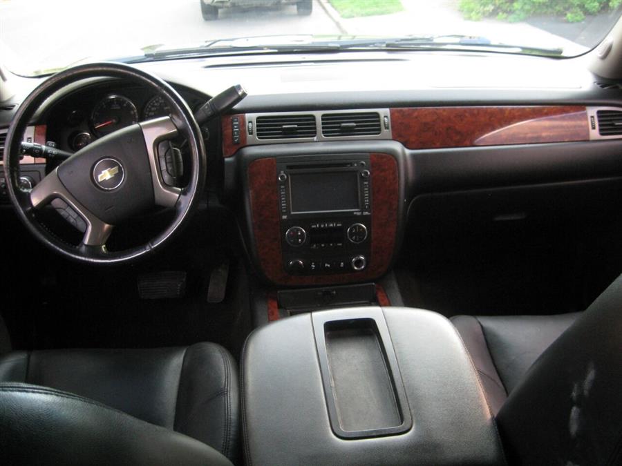2013 Chevrolet Suburban LTZ 4x4 4dr SUV, available for sale in Massapequa, New York | Rite Choice Auto Inc.. Massapequa, New York 2013 Chevrolet Suburban LTZ 4x4 4dr SUV, available for sale in Massapequa, New York | Rite Choice Auto Inc.. Massapequa, New York