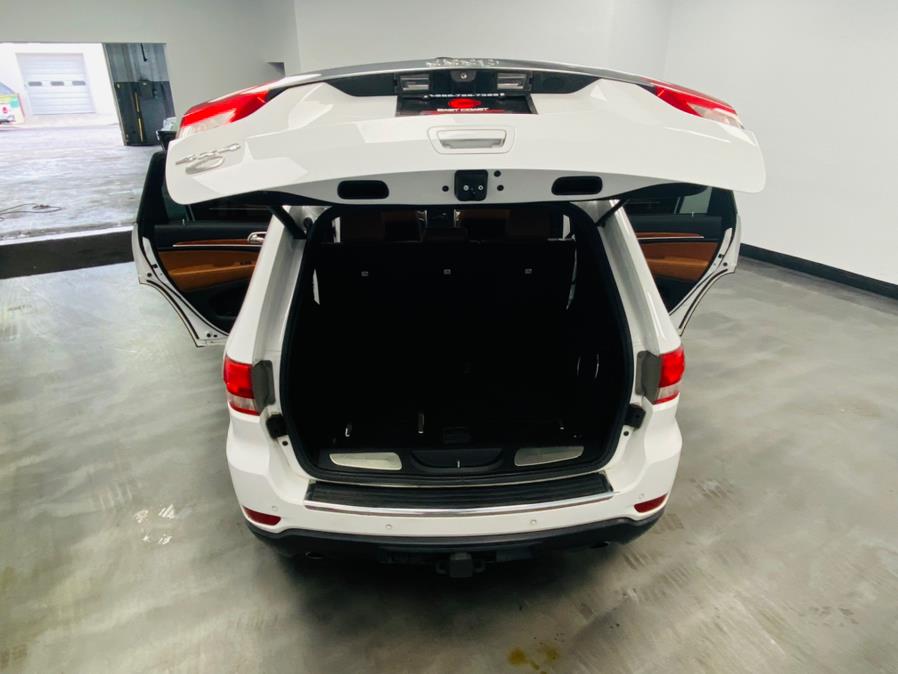2013 Jeep Grand Cherokee 4WD 4dr Overland, available for sale in Linden, New Jersey | East Coast Auto Group. Linden, New Jersey 2013 Jeep Grand Cherokee 4WD 4dr Overland, available for sale in Linden, New Jersey | East Coast Auto Group. Linden, New Jersey