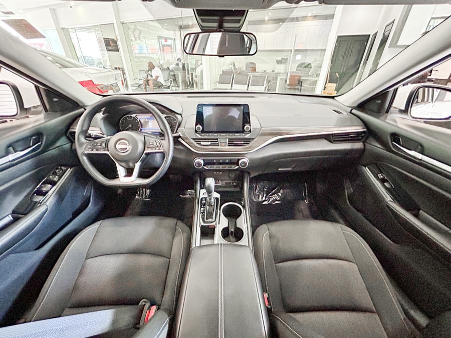 2023 Nissan Altima 2.5 SV Sedan, available for sale in Franklin Square, New York | Luxury Motor Club. Franklin Square, New York 2023 Nissan Altima 2.5 SV Sedan, available for sale in Franklin Square, New York | Luxury Motor Club. Franklin Square, New York
