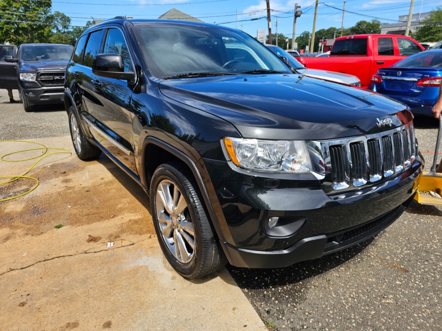 2013 Jeep Grand Cherokee 4WD 4dr Laredo, available for sale in Patchogue, New York | Romaxx Truxx. Patchogue, New York 2013 Jeep Grand Cherokee 4WD 4dr Laredo, available for sale in Patchogue, New York | Romaxx Truxx. Patchogue, New York