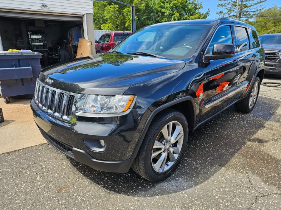 2013 Jeep Grand Cherokee 4WD 4dr Laredo, available for sale in Patchogue, New York | Romaxx Truxx. Patchogue, New York 2013 Jeep Grand Cherokee 4WD 4dr Laredo, available for sale in Patchogue, New York | Romaxx Truxx. Patchogue, New York