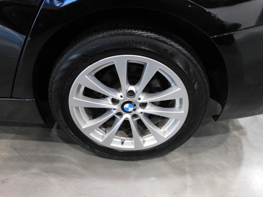 2016 BMW 3 Series 4dr Sdn 320i xDrive AWD South Africa, available for sale in Lodi, New Jersey | Soliman Motors. Lodi, New Jersey 2016 BMW 3 Series 4dr Sdn 320i xDrive AWD South Africa, available for sale in Lodi, New Jersey | Soliman Motors. Lodi, New Jersey