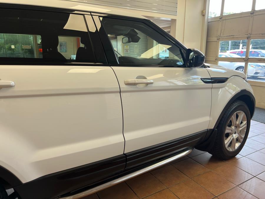 2017 Land Rover Range Rover Evoque 5 Door SE, available for sale in Suffern, New York | Rockland Motor Sport. Suffern, New York 2017 Land Rover Range Rover Evoque 5 Door SE, available for sale in Suffern, New York | Rockland Motor Sport. Suffern, New York