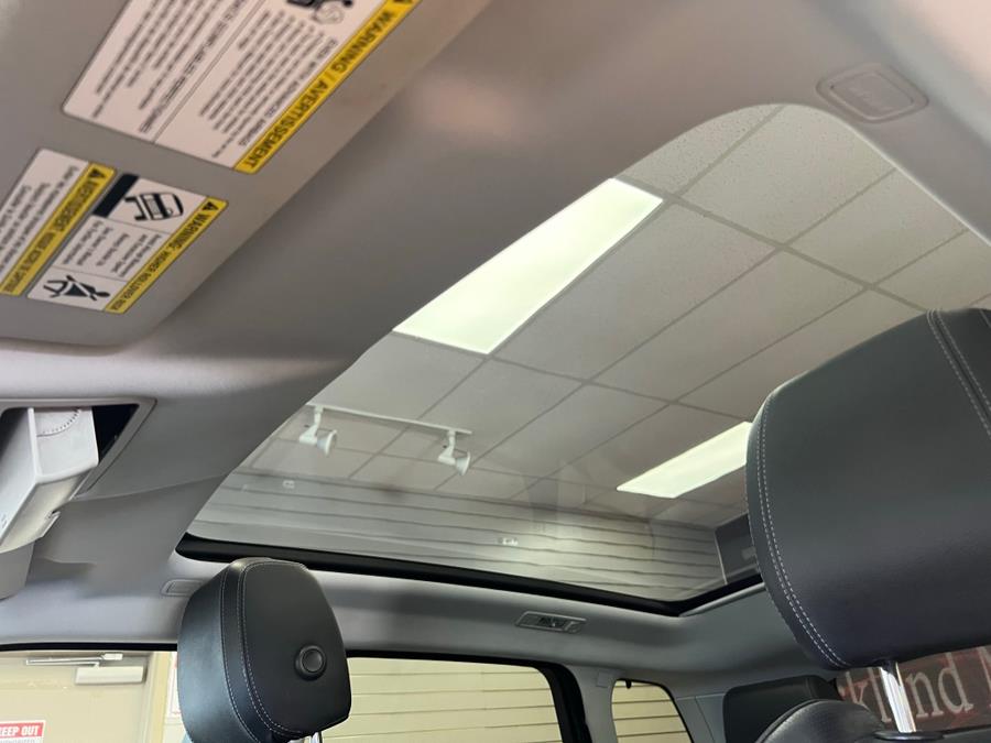 2017 Land Rover Range Rover Evoque 5 Door SE, available for sale in Suffern, New York | Rockland Motor Sport. Suffern, New York 2017 Land Rover Range Rover Evoque 5 Door SE, available for sale in Suffern, New York | Rockland Motor Sport. Suffern, New York