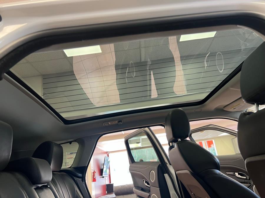 2017 Land Rover Range Rover Evoque 5 Door SE, available for sale in Suffern, New York | Rockland Motor Sport. Suffern, New York 2017 Land Rover Range Rover Evoque 5 Door SE, available for sale in Suffern, New York | Rockland Motor Sport. Suffern, New York
