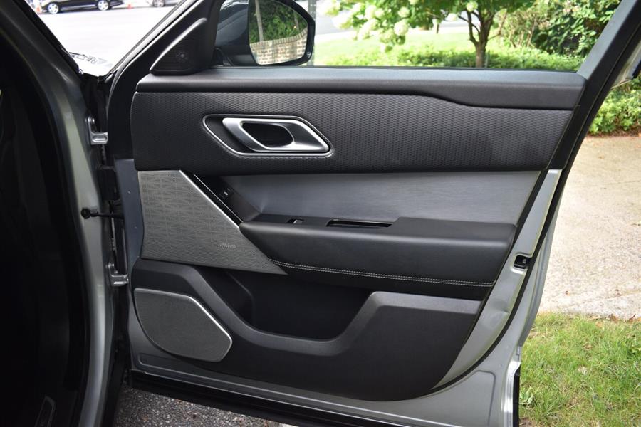 2019 Land Rover Range Rover Velar P250 R Dynamic SE AWD 4dr SUV, available for sale in Great Neck, New York | Camy Cars. Great Neck, New York 2019 Land Rover Range Rover Velar P250 R Dynamic SE AWD 4dr SUV, available for sale in Great Neck, New York | Camy Cars. Great Neck, New York