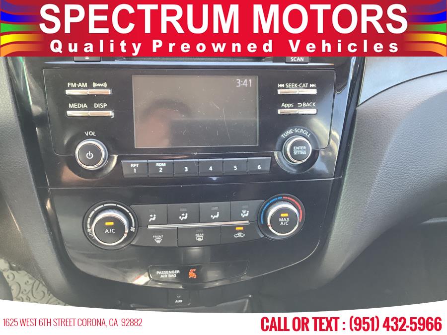 2016 Nissan Rogue FWD 4dr SL, available for sale in Corona, California | Spectrum Motors. Corona, California 2016 Nissan Rogue FWD 4dr SL, available for sale in Corona, California | Spectrum Motors. Corona, California