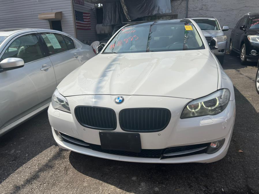 2011 BMW 5 Series 4dr Sdn 550i xDrive AWD, available for sale in Brooklyn, New York | Atlantic Used Car Sales. Brooklyn, New York
