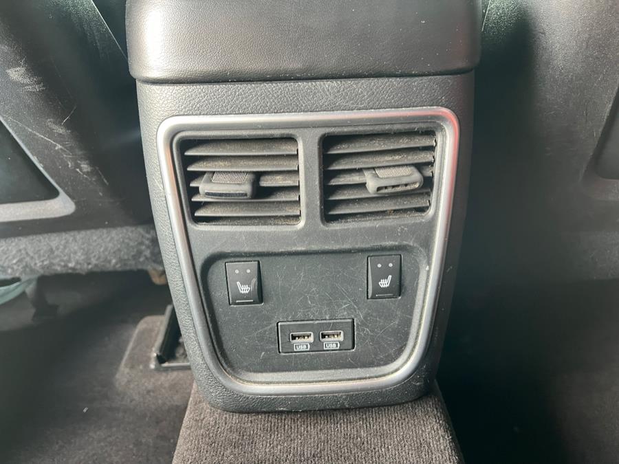2016 Dodge Charger SXT. CLEAN CARFAX. ONE OWNER!!!, available for sale in Elmont, New York | Sunrise of Elmont. Elmont, New York 2016 Dodge Charger SXT. CLEAN CARFAX. ONE OWNER!!!, available for sale in Elmont, New York | Sunrise of Elmont. Elmont, New York