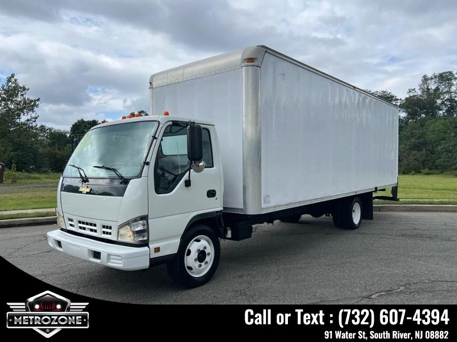 2007 Chevrolet / Isuzu NQR W5500 24 Feet Box, available for sale in South River, New Jersey | Metrozone Motor Group. South River, New Jersey 2007 Chevrolet / Isuzu NQR W5500 24 Feet Box, available for sale in South River, New Jersey | Metrozone Motor Group. South River, New Jersey