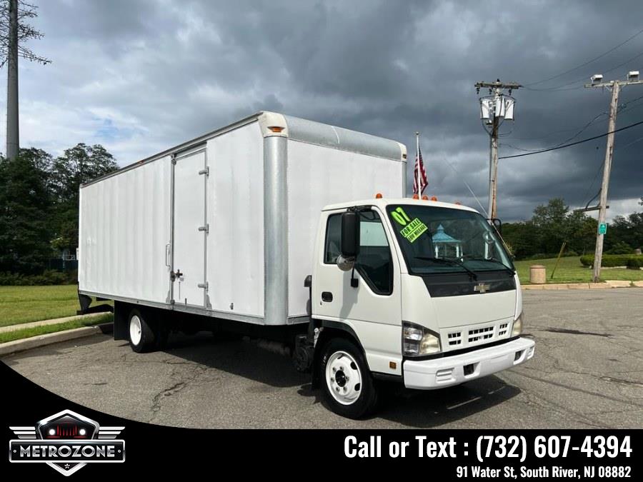 2007 Chevrolet / Isuzu NQR W5500 24 Feet Box, available for sale in South River, New Jersey | Metrozone Motor Group. South River, New Jersey 2007 Chevrolet / Isuzu NQR W5500 24 Feet Box, available for sale in South River, New Jersey | Metrozone Motor Group. South River, New Jersey