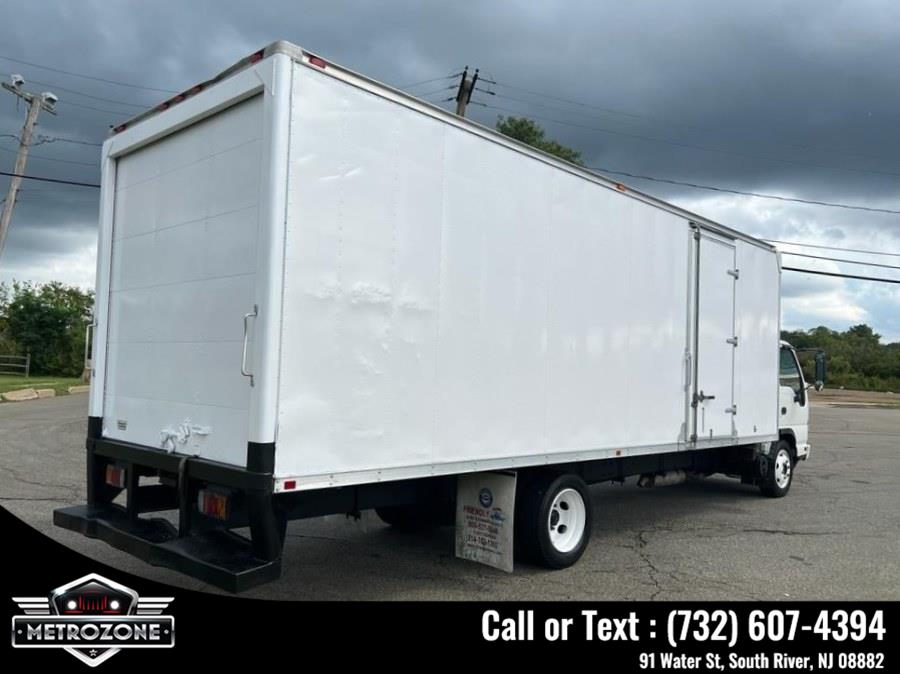 2007 Chevrolet / Isuzu NQR W5500 24 Feet Box, available for sale in South River, New Jersey | Metrozone Motor Group. South River, New Jersey 2007 Chevrolet / Isuzu NQR W5500 24 Feet Box, available for sale in South River, New Jersey | Metrozone Motor Group. South River, New Jersey