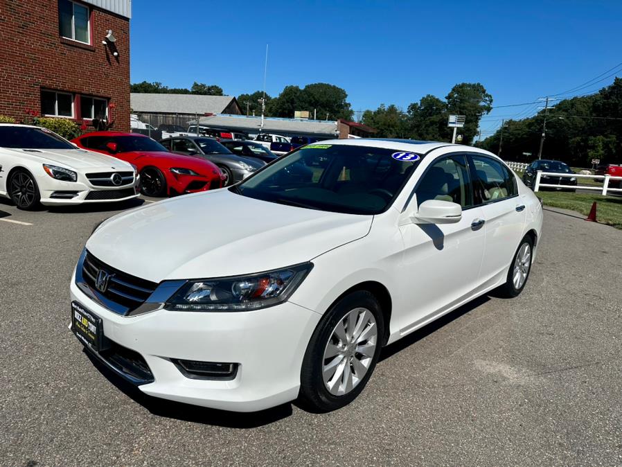 2013 Honda Accord Sdn 4dr V6 Auto EX-L w/Navi, available for sale in South Windsor, Connecticut | Mike And Tony Auto Sales, Inc. South Windsor, Connecticut