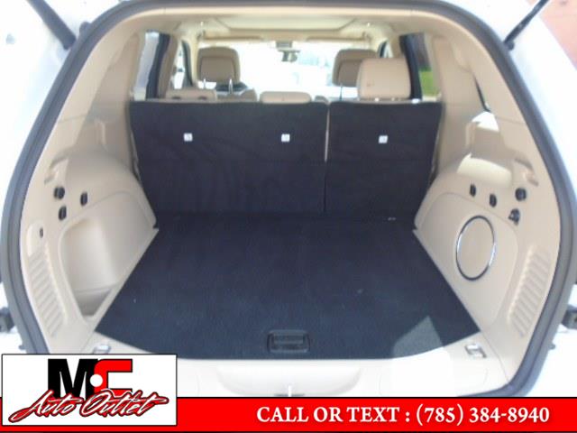 2021 Jeep Grand Cherokee Limited 4x4, available for sale in Colby, Kansas | M C Auto Outlet Inc. Colby, Kansas 2021 Jeep Grand Cherokee Limited 4x4, available for sale in Colby, Kansas | M C Auto Outlet Inc. Colby, Kansas
