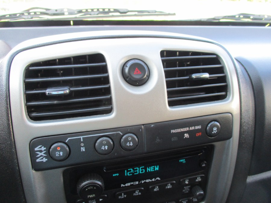 2011 Chevrolet Colorado 4WD Crew Cab 126.0" LT w/2LT, available for sale in West Babylon, New York | New Gen Auto Group. West Babylon, New York 2011 Chevrolet Colorado 4WD Crew Cab 126.0" LT w/2LT, available for sale in West Babylon, New York | New Gen Auto Group. West Babylon, New York