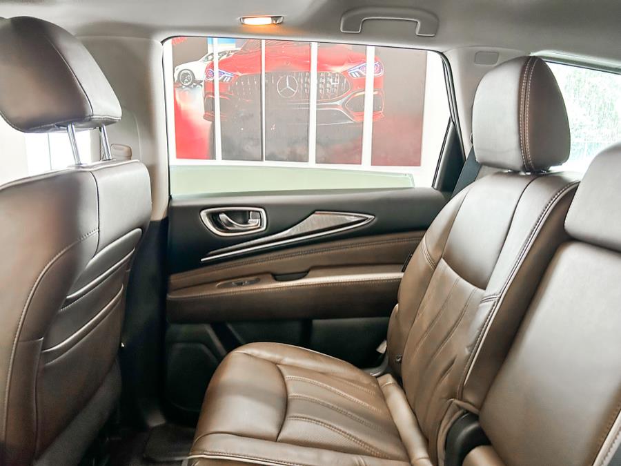 2019 INFINITI QX60 2019.5 LUXE AWD, available for sale in Franklin Square, New York | Luxury Motor Club. Franklin Square, New York 2019 INFINITI QX60 2019.5 LUXE AWD, available for sale in Franklin Square, New York | Luxury Motor Club. Franklin Square, New York