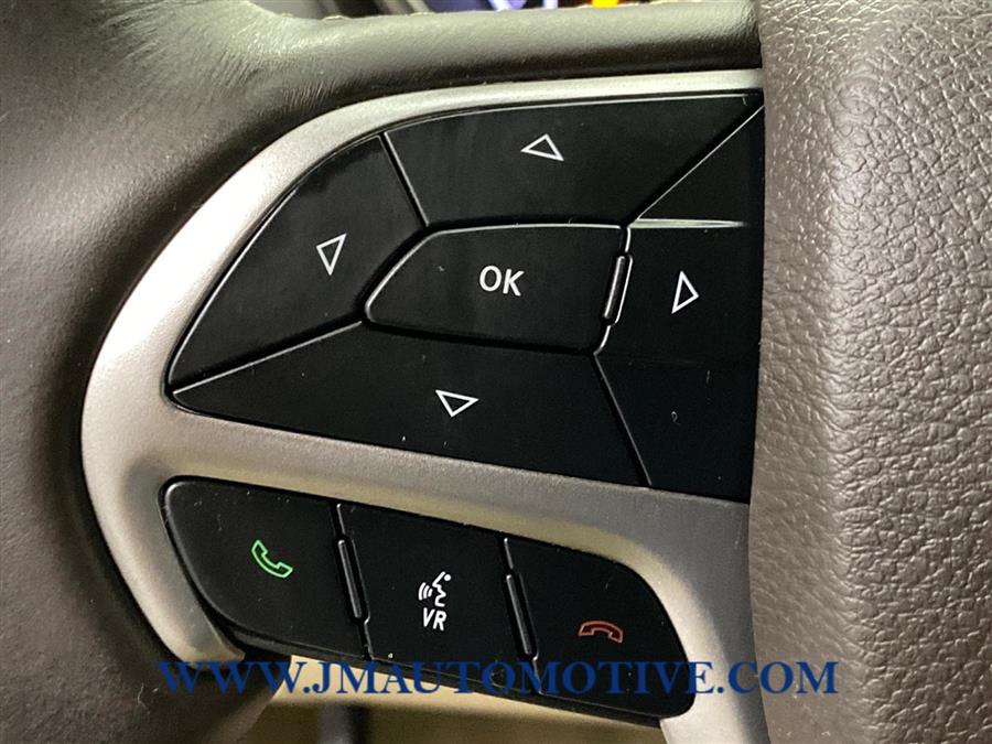 2020 Jeep Grand Cherokee Overland, available for sale in Naugatuck, Connecticut | J&M Automotive Sls&Svc LLC. Naugatuck, Connecticut 2020 Jeep Grand Cherokee Overland, available for sale in Naugatuck, Connecticut | J&M Automotive Sls&Svc LLC. Naugatuck, Connecticut
