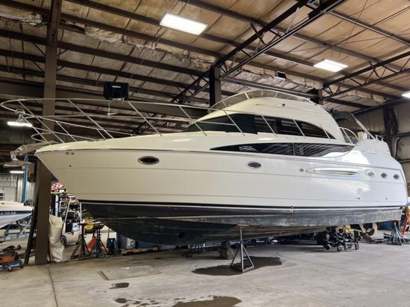 2005 Meridian 408 Motor Yacht, available for sale in Darien, Wisconsin | Geneva Motor Cars. Darien, Wisconsin
