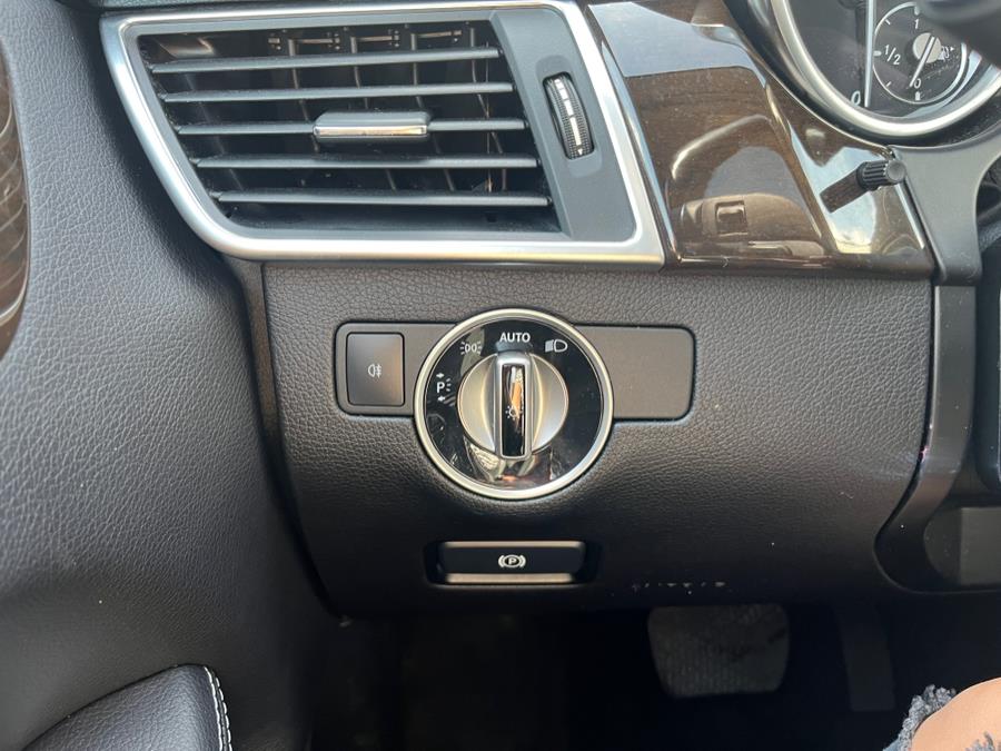 2015 Mercedes-Benz ML350 LOW MILES!!!, available for sale in Rosedale, New York | Sunrise Auto Sales. Rosedale, New York 2015 Mercedes-Benz ML350 LOW MILES!!!, available for sale in Rosedale, New York | Sunrise Auto Sales. Rosedale, New York
