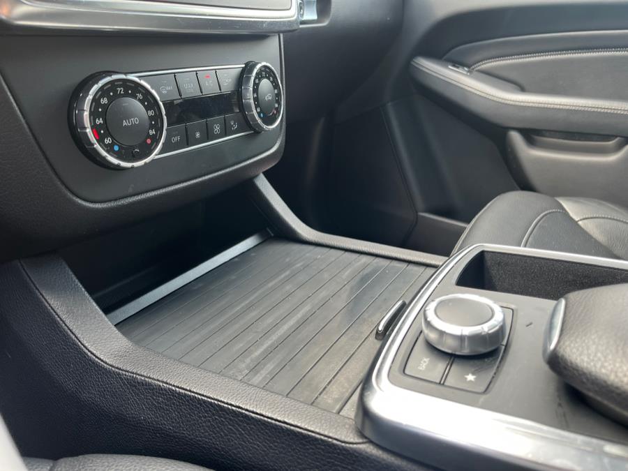 2015 Mercedes-Benz ML350 LOW MILES!!!, available for sale in Rosedale, New York | Sunrise Auto Sales. Rosedale, New York 2015 Mercedes-Benz ML350 LOW MILES!!!, available for sale in Rosedale, New York | Sunrise Auto Sales. Rosedale, New York