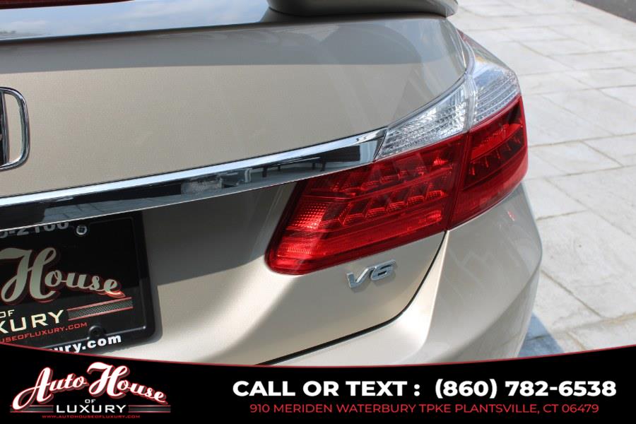 2015 Honda Accord Sedan 4dr V6 Auto EX-L w/Navi, available for sale in Plantsville, Connecticut | Auto House of Luxury. Plantsville, Connecticut 2015 Honda Accord Sedan 4dr V6 Auto EX-L w/Navi, available for sale in Plantsville, Connecticut | Auto House of Luxury. Plantsville, Connecticut