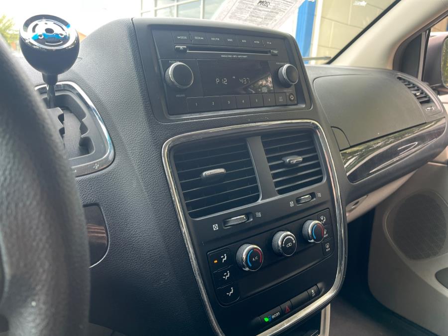 2014 Dodge Grand Caravan SE. 1 OWNER! 3RD ROW SEAT!!!, available for sale in Elmont, New York | Sunrise of Elmont. Elmont, New York 2014 Dodge Grand Caravan SE. 1 OWNER! 3RD ROW SEAT!!!, available for sale in Elmont, New York | Sunrise of Elmont. Elmont, New York