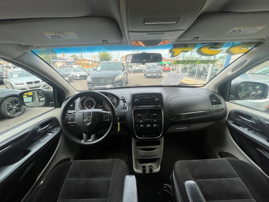 2014 Dodge Grand Caravan SE. 1 OWNER! 3RD ROW SEAT!!!, available for sale in Elmont, New York | Sunrise of Elmont. Elmont, New York 2014 Dodge Grand Caravan SE. 1 OWNER! 3RD ROW SEAT!!!, available for sale in Elmont, New York | Sunrise of Elmont. Elmont, New York