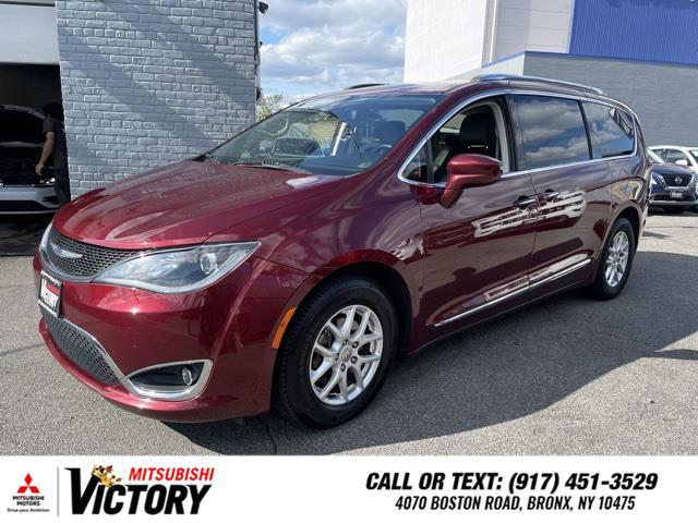Used 2020 Chrysler Pacifica in Bronx, New York | Victory Mitsubishi and Pre-Owned Super Center. Bronx, New York