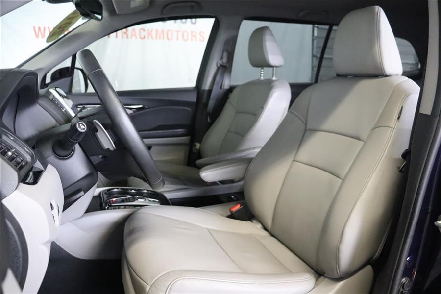 2016 Honda Pilot TOURING, available for sale in Paterson, New Jersey | Fast Track Motors. Paterson, New Jersey 2016 Honda Pilot TOURING, available for sale in Paterson, New Jersey | Fast Track Motors. Paterson, New Jersey