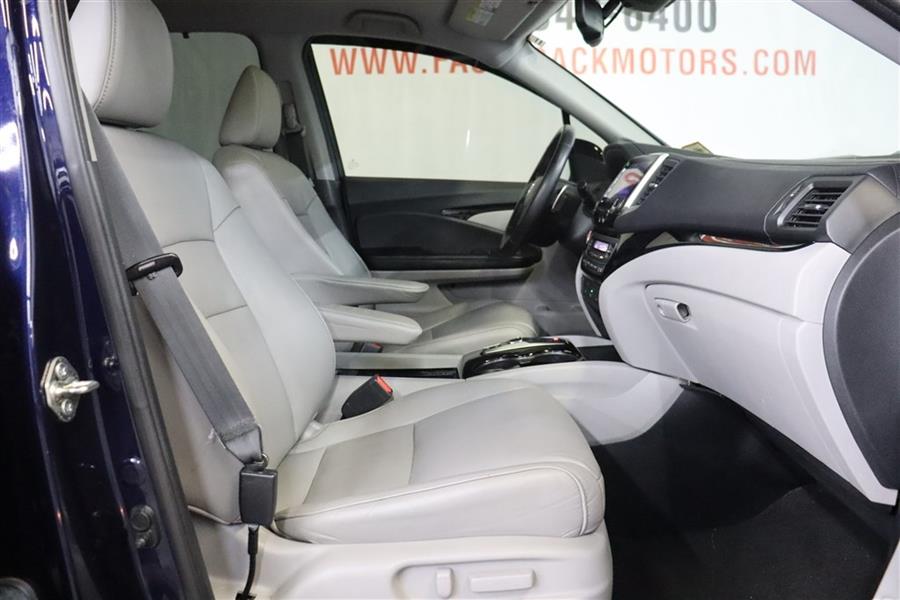 2016 Honda Pilot TOURING, available for sale in Paterson, New Jersey | Fast Track Motors. Paterson, New Jersey 2016 Honda Pilot TOURING, available for sale in Paterson, New Jersey | Fast Track Motors. Paterson, New Jersey