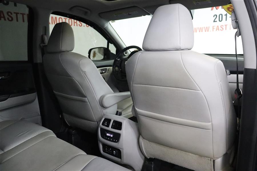 2016 Honda Pilot TOURING, available for sale in Paterson, New Jersey | Fast Track Motors. Paterson, New Jersey 2016 Honda Pilot TOURING, available for sale in Paterson, New Jersey | Fast Track Motors. Paterson, New Jersey