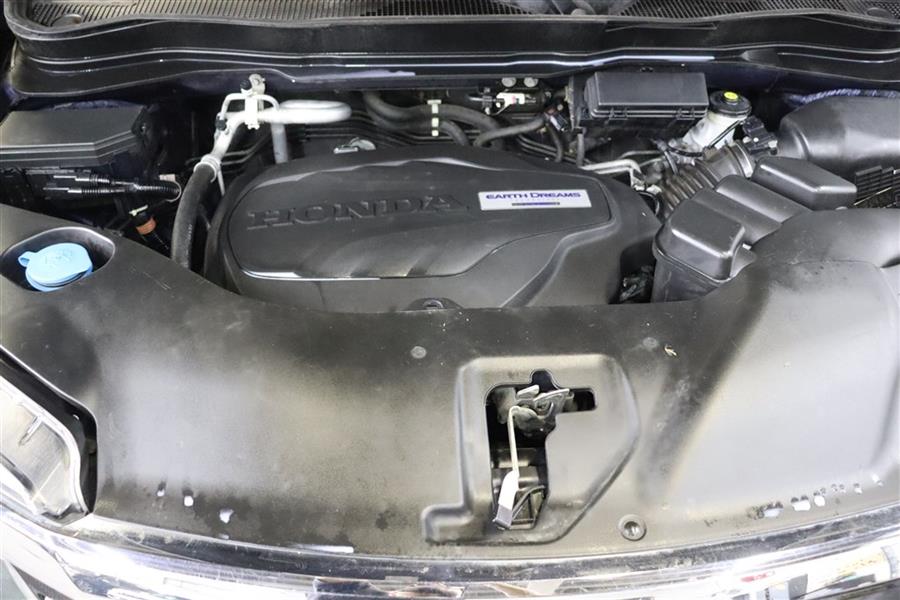 2016 Honda Pilot TOURING, available for sale in Paterson, New Jersey | Fast Track Motors. Paterson, New Jersey 2016 Honda Pilot TOURING, available for sale in Paterson, New Jersey | Fast Track Motors. Paterson, New Jersey