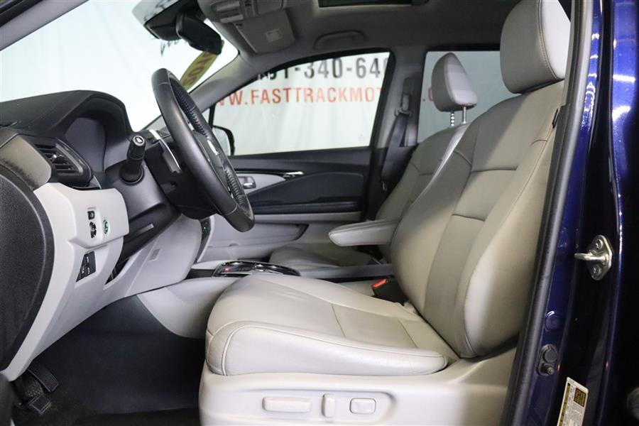 2016 Honda Pilot TOURING, available for sale in Paterson, New Jersey | Fast Track Motors. Paterson, New Jersey 2016 Honda Pilot TOURING, available for sale in Paterson, New Jersey | Fast Track Motors. Paterson, New Jersey