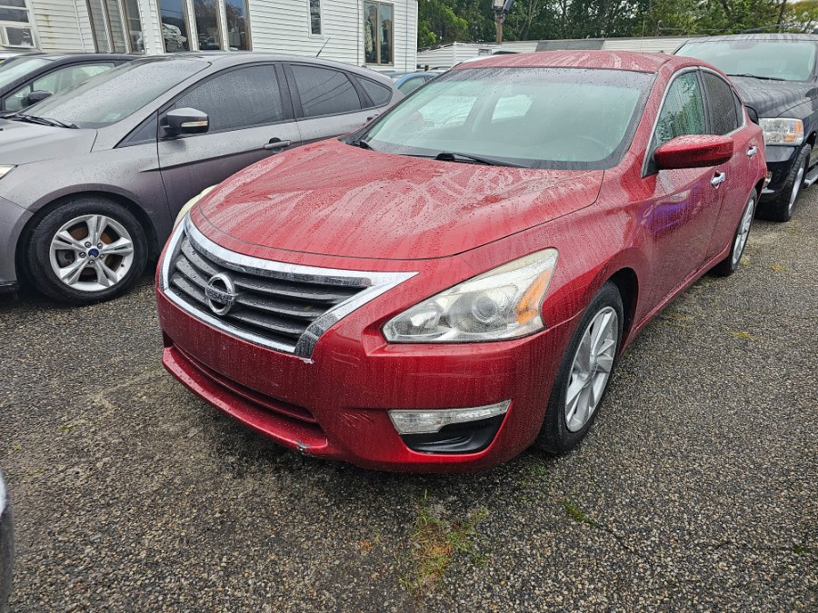 2015 Nissan Altima 4dr Sdn I4 2.5 S, available for sale in Patchogue, New York | Romaxx Truxx. Patchogue, New York