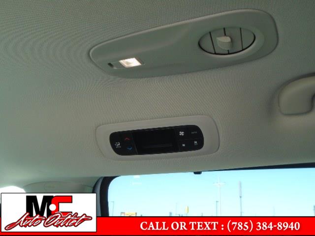 2022 Chrysler Pacifica Touring L FWD, available for sale in Colby, Kansas | M C Auto Outlet Inc. Colby, Kansas 2022 Chrysler Pacifica Touring L FWD, available for sale in Colby, Kansas | M C Auto Outlet Inc. Colby, Kansas