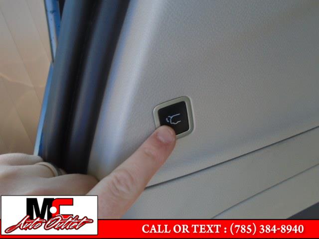2022 Chrysler Pacifica Touring L FWD, available for sale in Colby, Kansas | M C Auto Outlet Inc. Colby, Kansas 2022 Chrysler Pacifica Touring L FWD, available for sale in Colby, Kansas | M C Auto Outlet Inc. Colby, Kansas