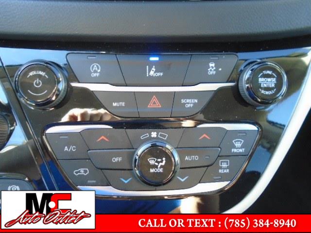 2022 Chrysler Pacifica Touring L FWD, available for sale in Colby, Kansas | M C Auto Outlet Inc. Colby, Kansas 2022 Chrysler Pacifica Touring L FWD, available for sale in Colby, Kansas | M C Auto Outlet Inc. Colby, Kansas