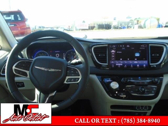 2022 Chrysler Pacifica Touring L FWD, available for sale in Colby, Kansas | M C Auto Outlet Inc. Colby, Kansas 2022 Chrysler Pacifica Touring L FWD, available for sale in Colby, Kansas | M C Auto Outlet Inc. Colby, Kansas