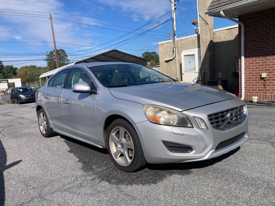 2012 Volvo S60 FWD 4dr Sdn T5 w/Moonroof, available for sale in Bethlehem, Pennsylvania | Best Auto Deals LLC. Bethlehem, Pennsylvania