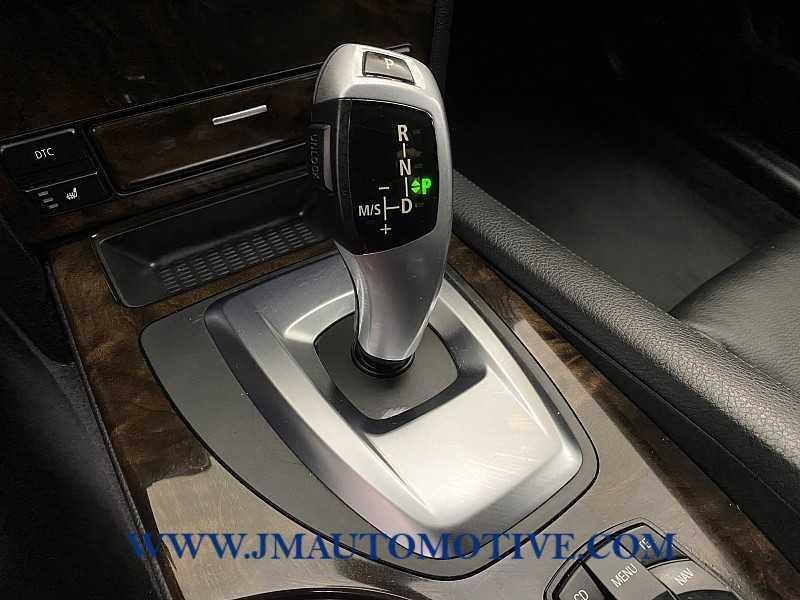 2010 BMW 5 Series 528i xDrive, available for sale in Naugatuck, Connecticut | J&M Automotive Sls&Svc LLC. Naugatuck, Connecticut 2010 BMW 5 Series 528i xDrive, available for sale in Naugatuck, Connecticut | J&M Automotive Sls&Svc LLC. Naugatuck, Connecticut