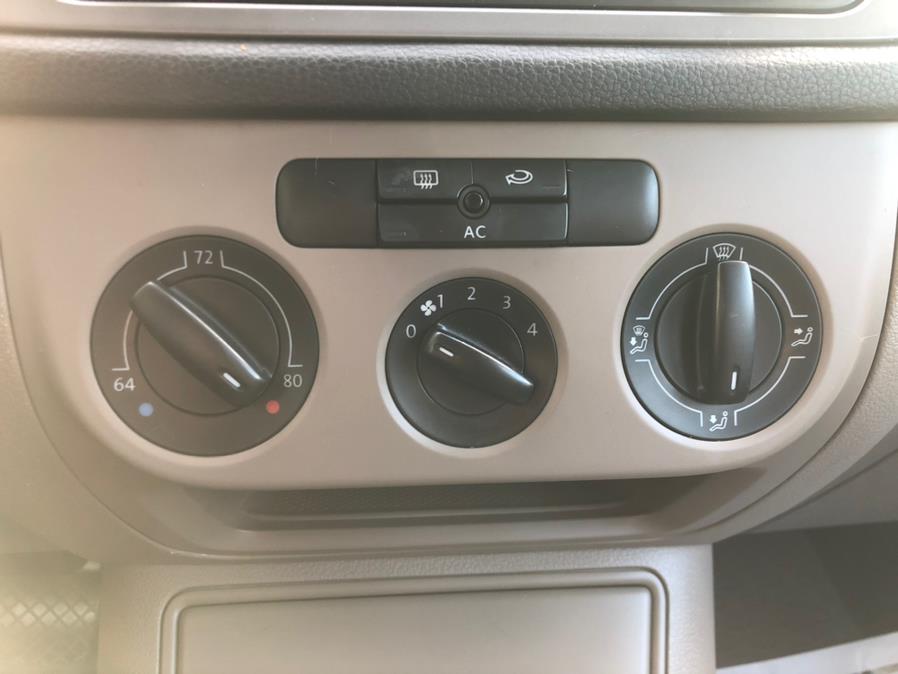 2009 Volkswagen Tiguan FWD 4dr Auto S, available for sale in Irvington, New Jersey | Elis Motors Corp. Irvington, New Jersey 2009 Volkswagen Tiguan FWD 4dr Auto S, available for sale in Irvington, New Jersey | Elis Motors Corp. Irvington, New Jersey