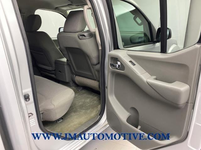 2014 Nissan Frontier SV 4WD Crew Cab SWB Auto, available for sale in Naugatuck, Connecticut | J&M Automotive Sls&Svc LLC. Naugatuck, Connecticut 2014 Nissan Frontier SV 4WD Crew Cab SWB Auto, available for sale in Naugatuck, Connecticut | J&M Automotive Sls&Svc LLC. Naugatuck, Connecticut