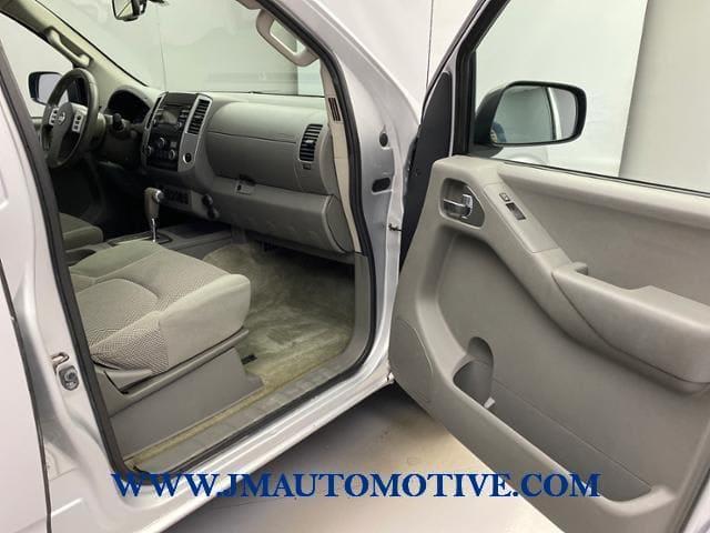 2014 Nissan Frontier SV 4WD Crew Cab SWB Auto, available for sale in Naugatuck, Connecticut | J&M Automotive Sls&Svc LLC. Naugatuck, Connecticut 2014 Nissan Frontier SV 4WD Crew Cab SWB Auto, available for sale in Naugatuck, Connecticut | J&M Automotive Sls&Svc LLC. Naugatuck, Connecticut