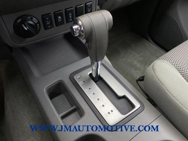 2014 Nissan Frontier SV 4WD Crew Cab SWB Auto, available for sale in Naugatuck, Connecticut | J&M Automotive Sls&Svc LLC. Naugatuck, Connecticut 2014 Nissan Frontier SV 4WD Crew Cab SWB Auto, available for sale in Naugatuck, Connecticut | J&M Automotive Sls&Svc LLC. Naugatuck, Connecticut