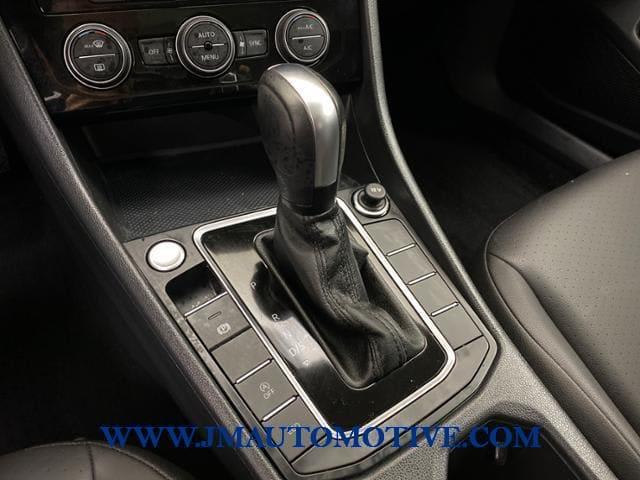 2020 Volkswagen Jetta SE, available for sale in Naugatuck, Connecticut | J&M Automotive Sls&Svc LLC. Naugatuck, Connecticut 2020 Volkswagen Jetta SE, available for sale in Naugatuck, Connecticut | J&M Automotive Sls&Svc LLC. Naugatuck, Connecticut