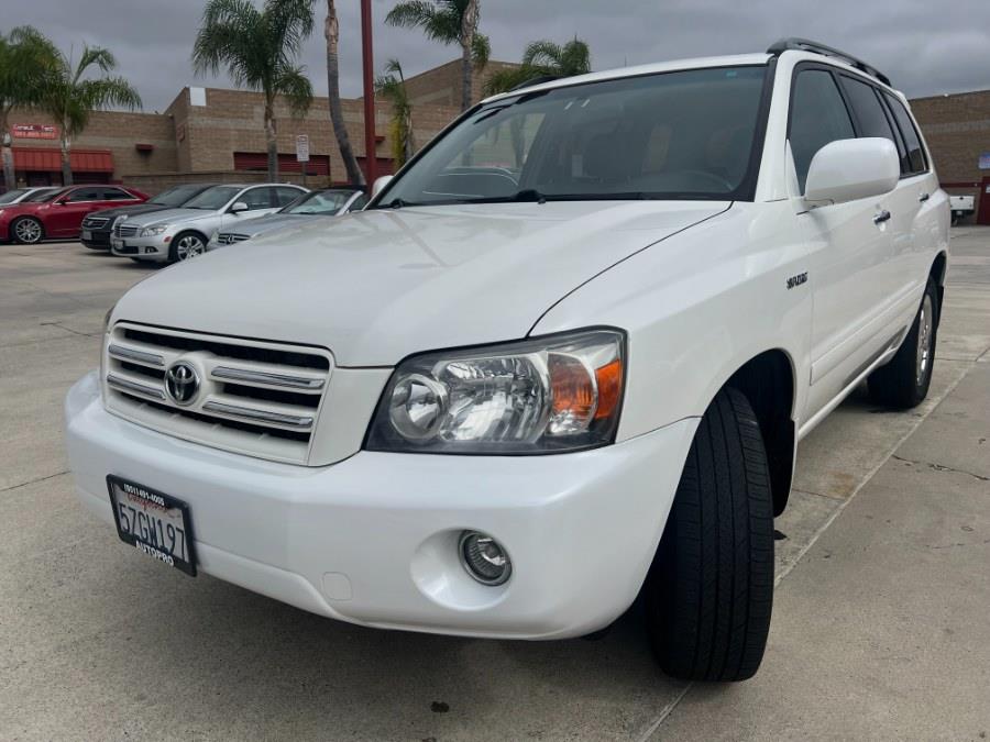 2007 Toyota Highlander 2WD 4dr V6 Sport w/3rd Row, available for sale in Temecula, California | Auto Pro. Temecula, California