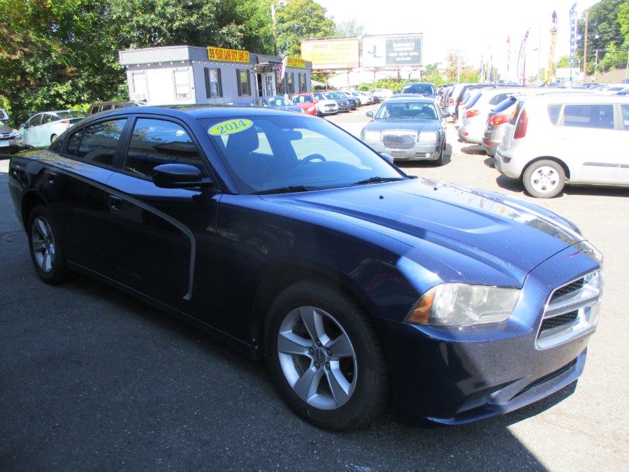 2014 Dodge Charger 4dr Sdn SE RWD, available for sale in Meriden, Connecticut | Cos Central Auto. Meriden, Connecticut 2014 Dodge Charger 4dr Sdn SE RWD, available for sale in Meriden, Connecticut | Cos Central Auto. Meriden, Connecticut